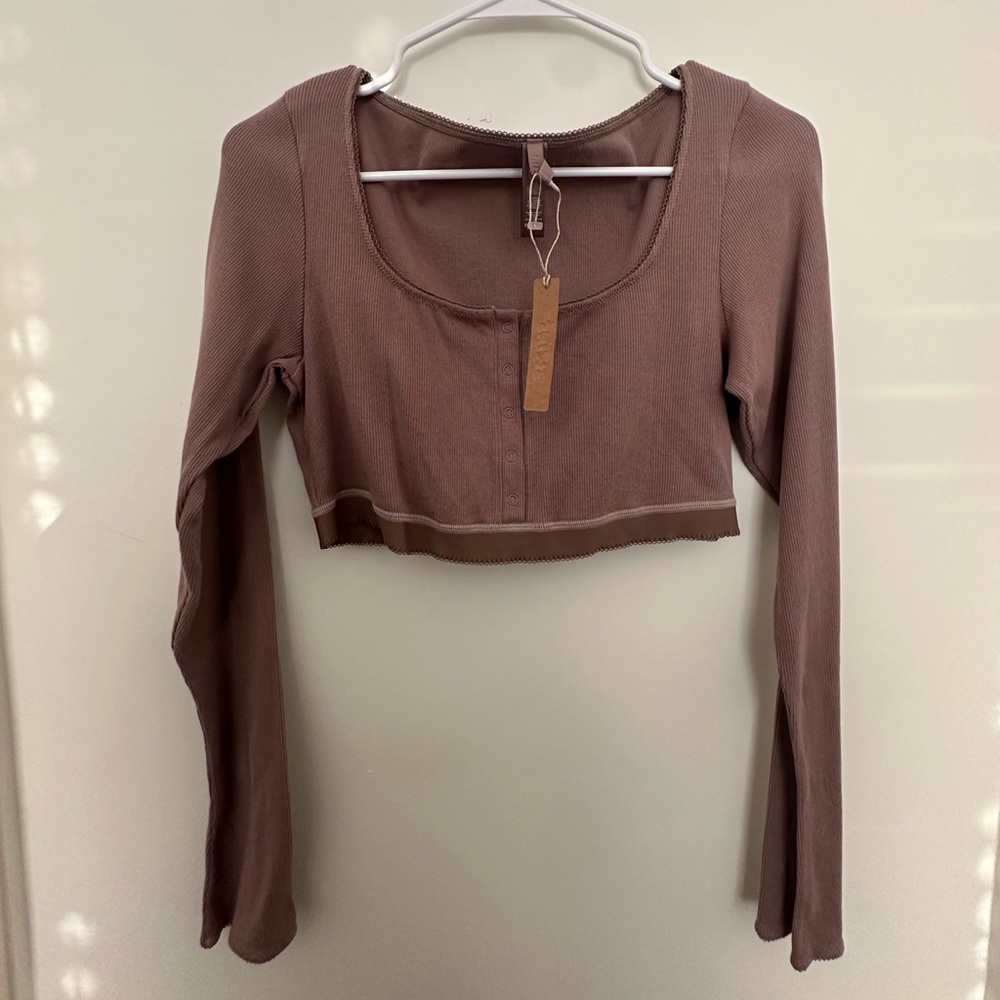 Women's Long Sleeve Crop Top - Brown